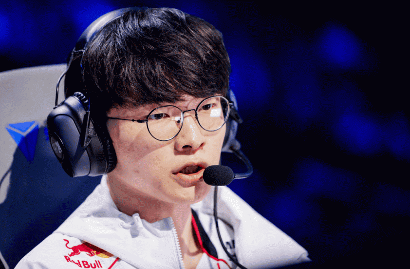 Faker thể hiện sự tiếc nuối sau trận thua