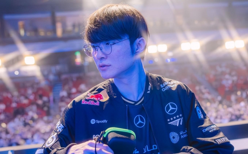 Niềm vui chiến thắng của T1