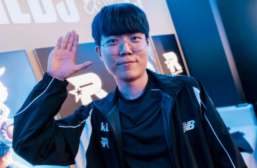 Cuzz tự tin về tương lai của KT Cuzz tự tin về khả năng của đội KT Rolster